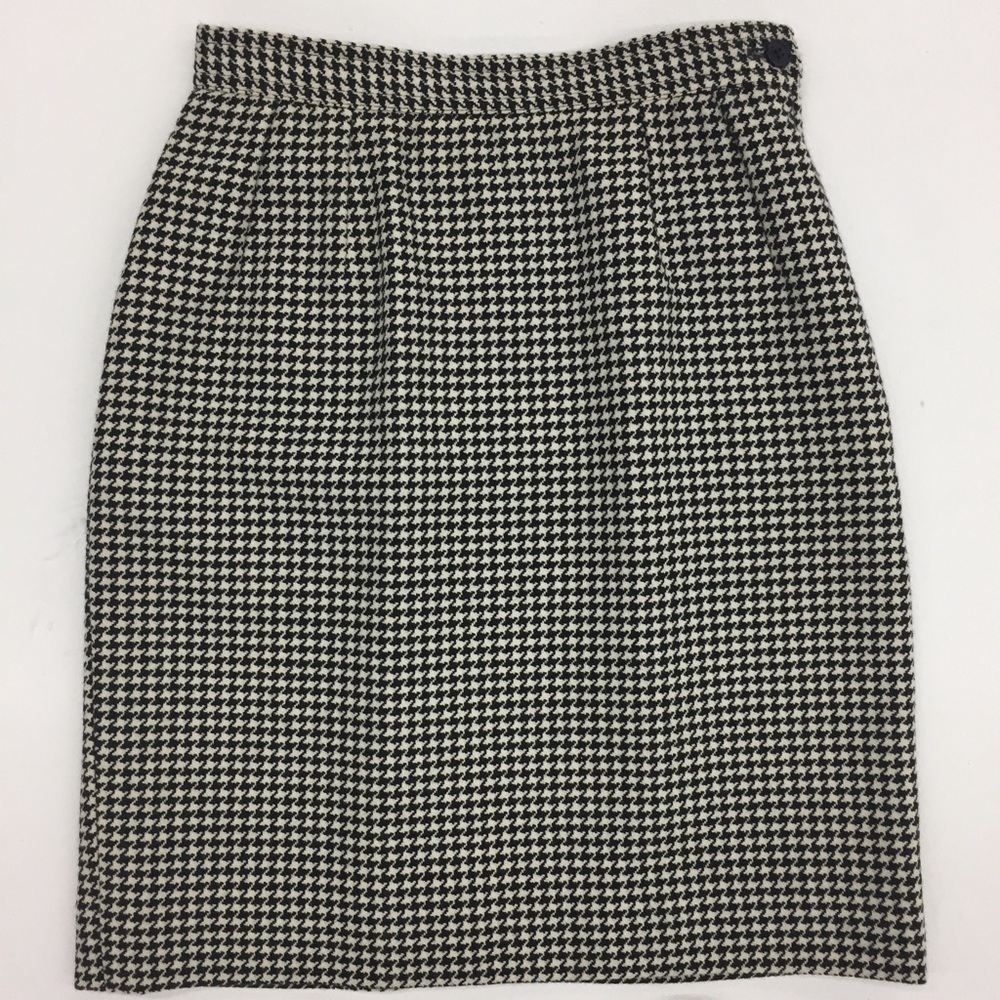 Valentino Miss V vintage houndstooth mini skirt