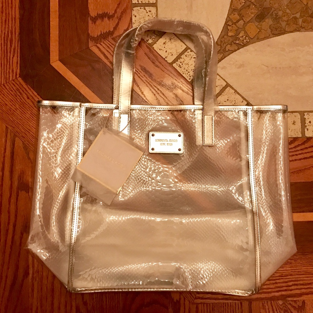 👑MICHAEL KORS BEACH BAG👑 SALE🖤🖤🖤 OFFER UP