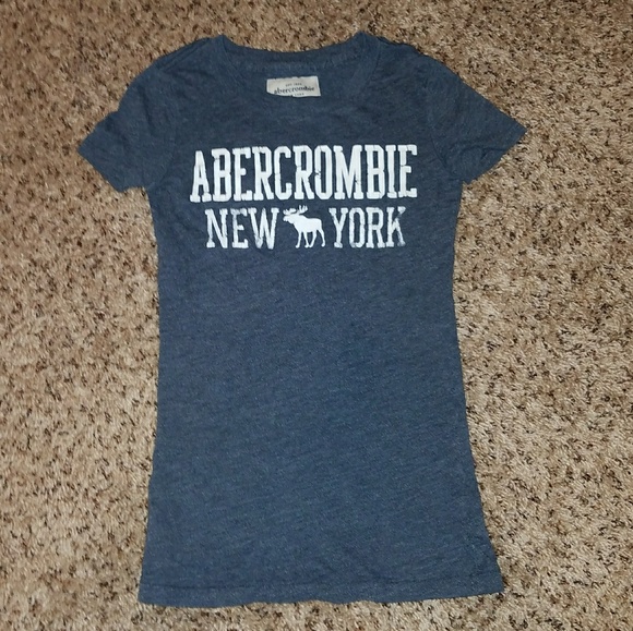 abercrombie kids Other - Small Abercrombie Tee