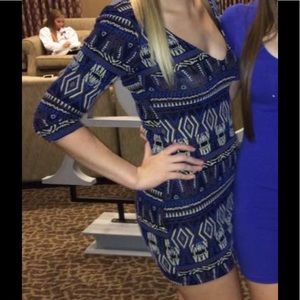 Printed long sleeve Windsor dress