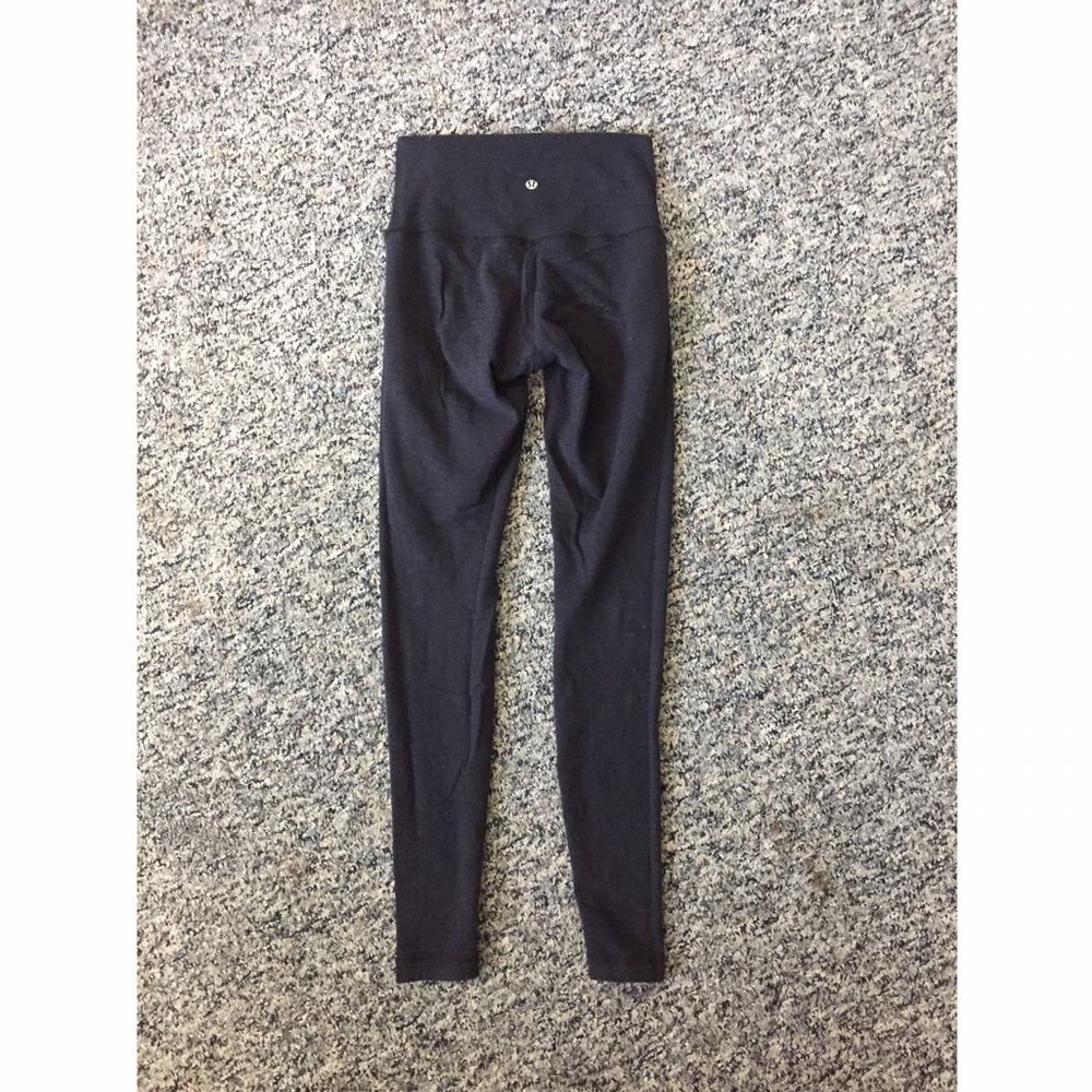 Navy Cotton Lululemon Leggings (Size 4)