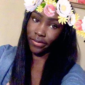 Meet your Posher, Cola