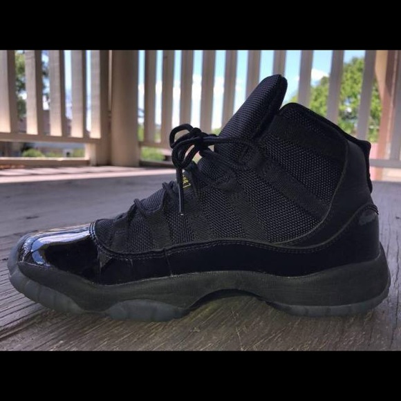 Air Jordan 11 Gamma Blue