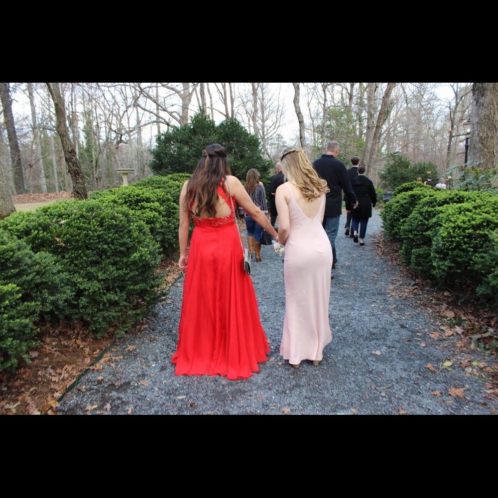 Prom dress - Picture 3 of 3
