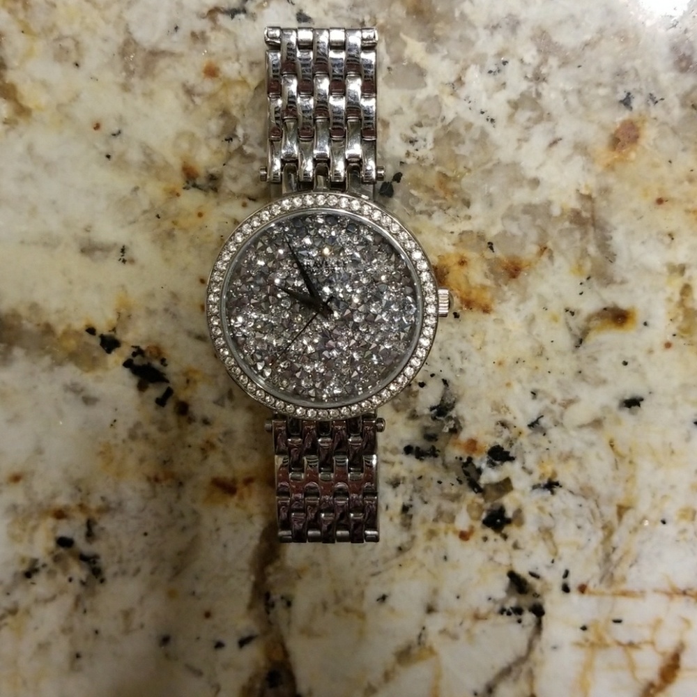 Carvellea by Bulova watch