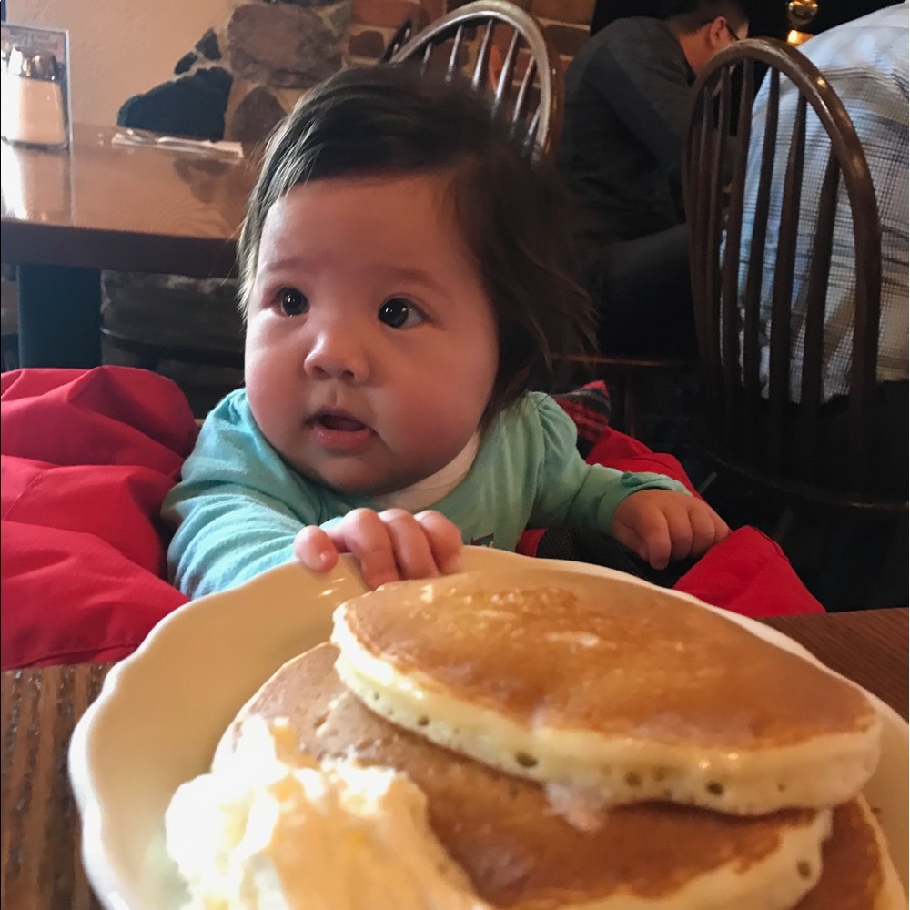 Meet your Posher, Danielle