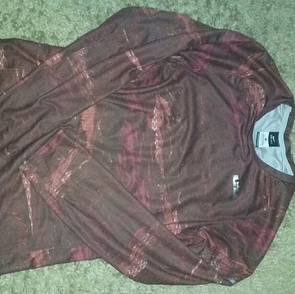 Nike LeBron Warm Up shirt
