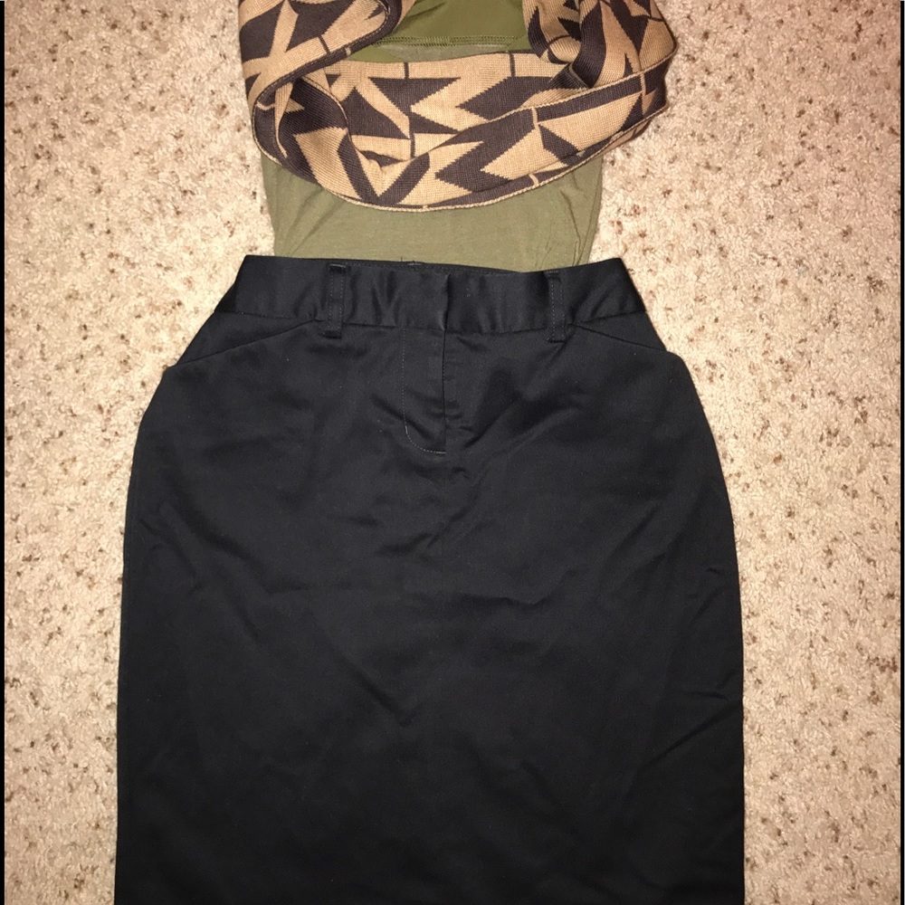 💕💕Express Fashion Black Skirt knee length 0