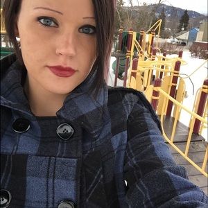 Meet your Posher, Victoria