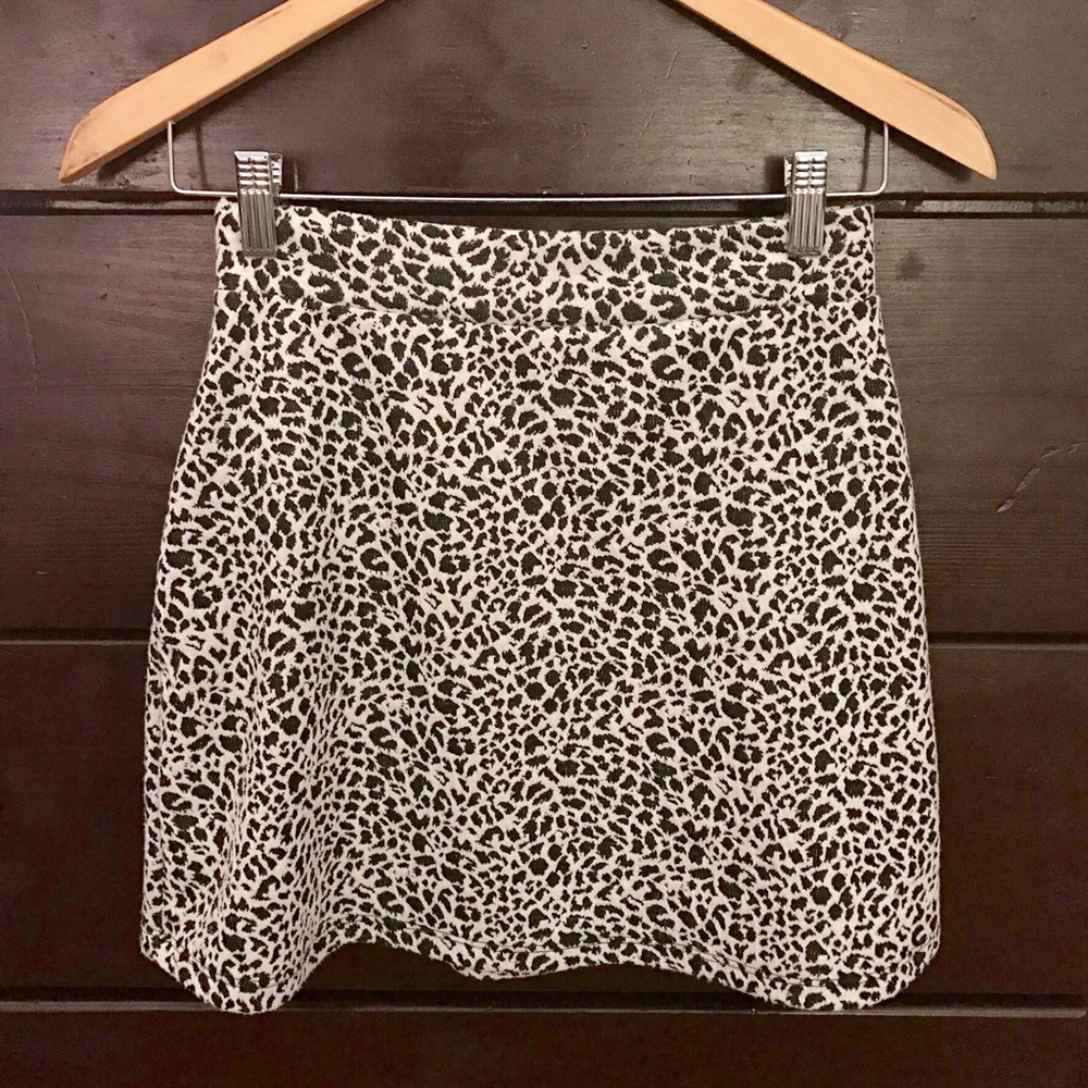 Leopard print skirt