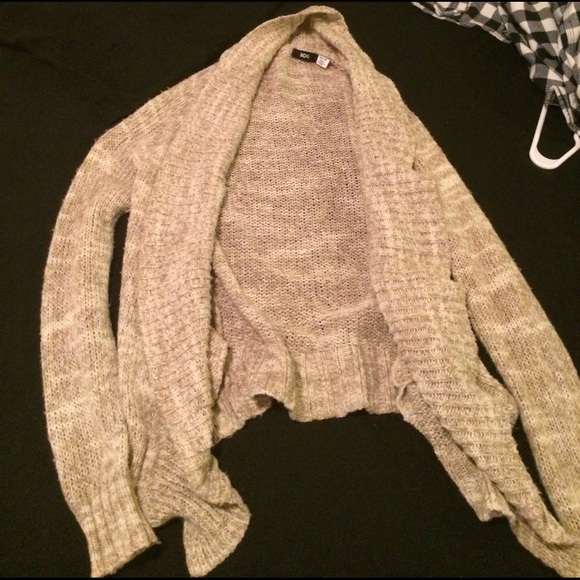 Urban outfitters sweater! - Picture 2 of 4