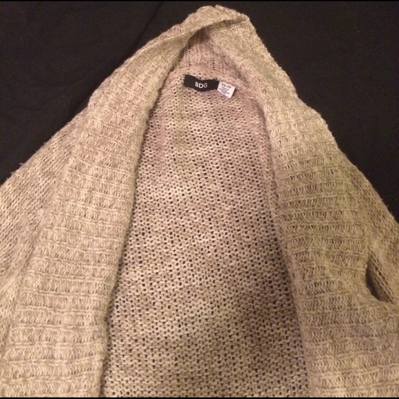 Urban outfitters sweater! - Picture 3 of 4