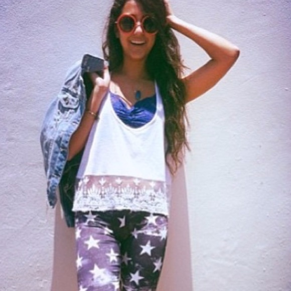 LF Lace Tank - Picture 4 of 4