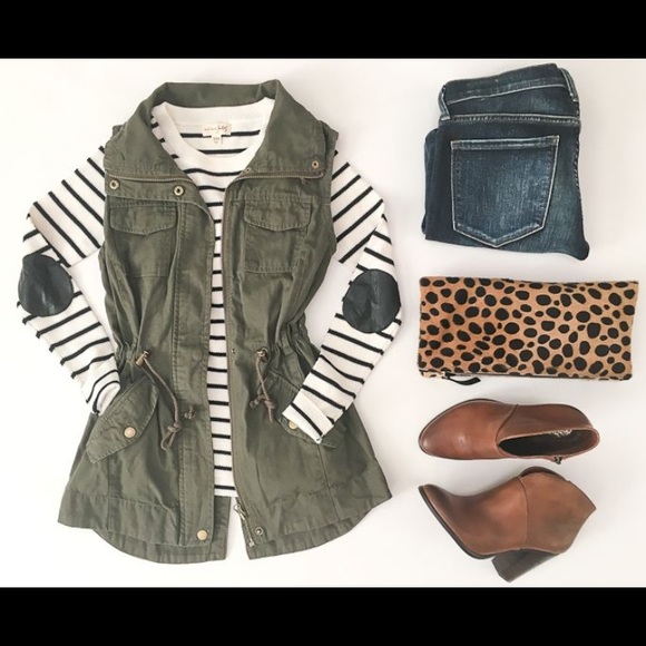 Banana Republic Army Green Utility Vest - Picture 4 of 4