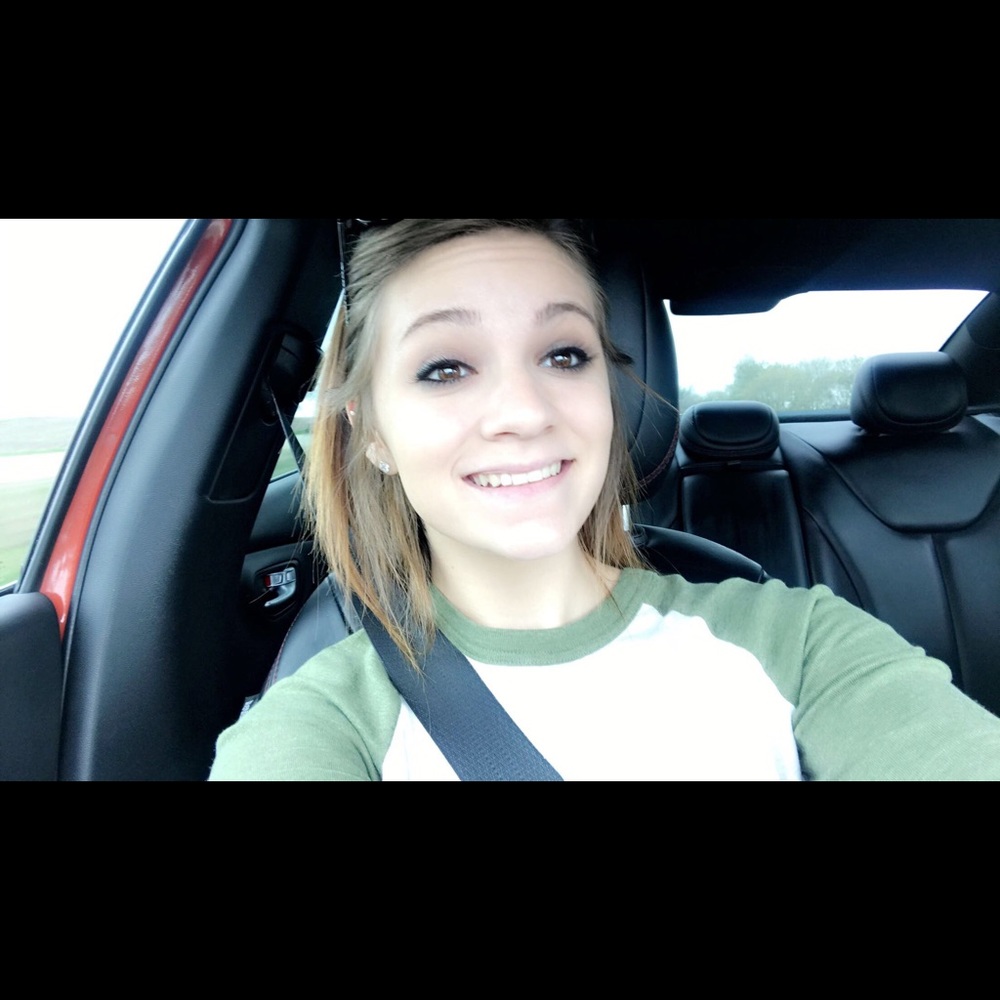 Meet your Posher, Samantha