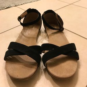 Toms sandals