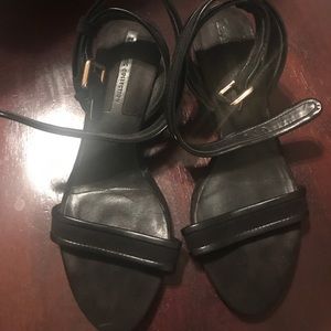 Zara black strappy low heeled shoe