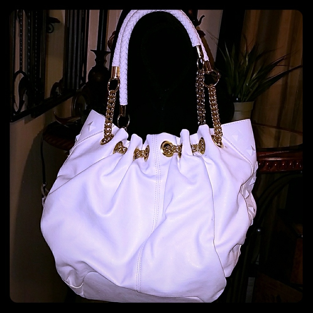 White purse