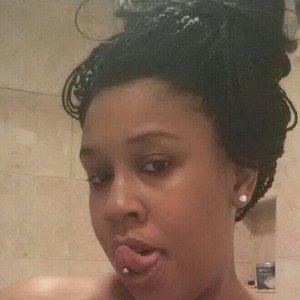 Meet your Posher, Krystal