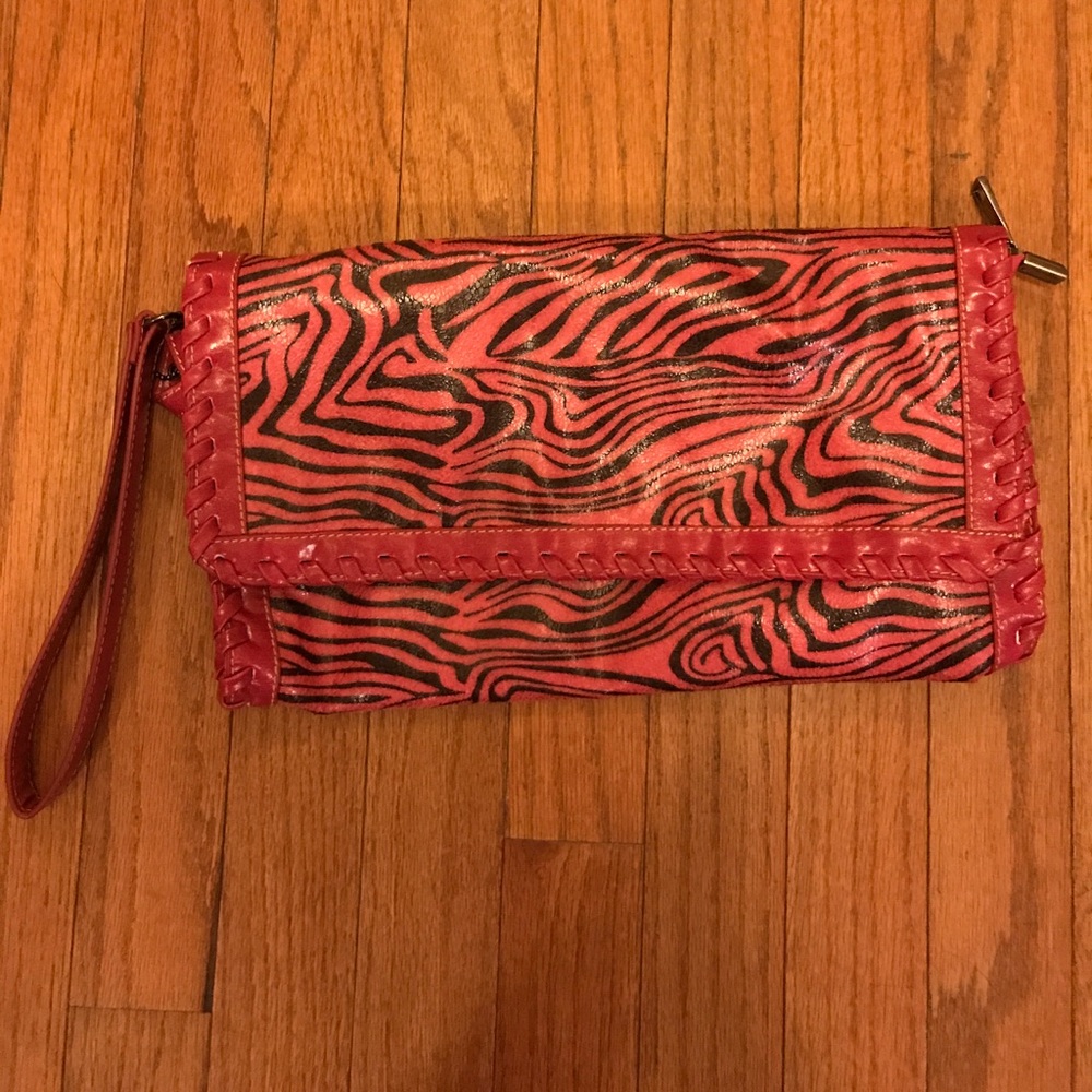 Zebra clutch