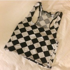 Razorback black and white pattern crop top