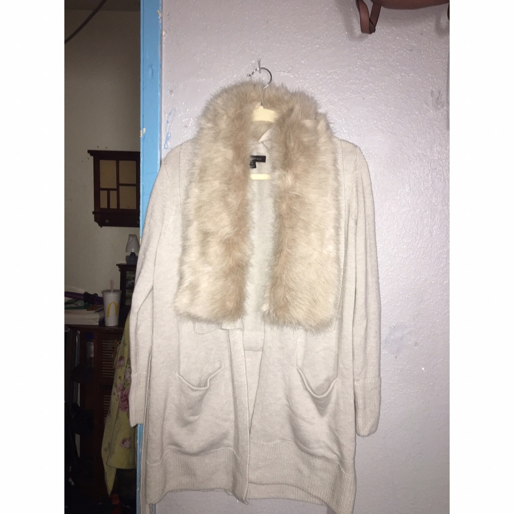Banana Republic Faux Fur Collar Cardigan !