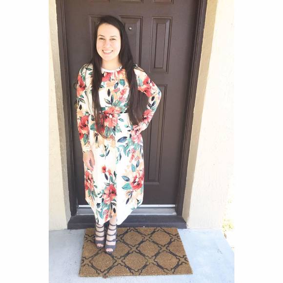 Meet your Posher, Michelle - Picture 2 of 3