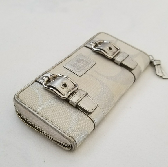 Coach Wallet - Picture 3 of 6