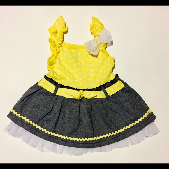 Beautiful YELLOW SUN DRESS Girls 12 months - Picture 1 of 1