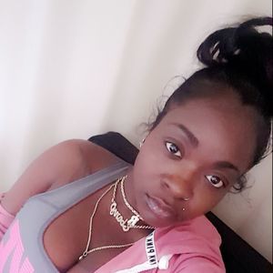 Meet your Posher, Ebony