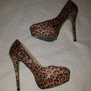 Cheetah pumps!