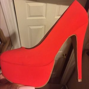 Charlotte Russe Red Pumps!!!