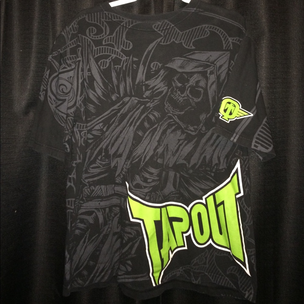 Men's Tapout t-shirt, lime green accents and skull