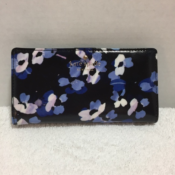 kate spade Handbags - NWTs! Kate Spade Cedar Floral Stacy Wallet
