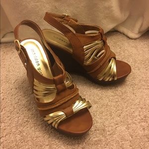 Madden Girl Brown and Gold Wedges