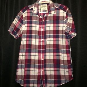 AEROPOSTALE men's button shirt. Red white blue.