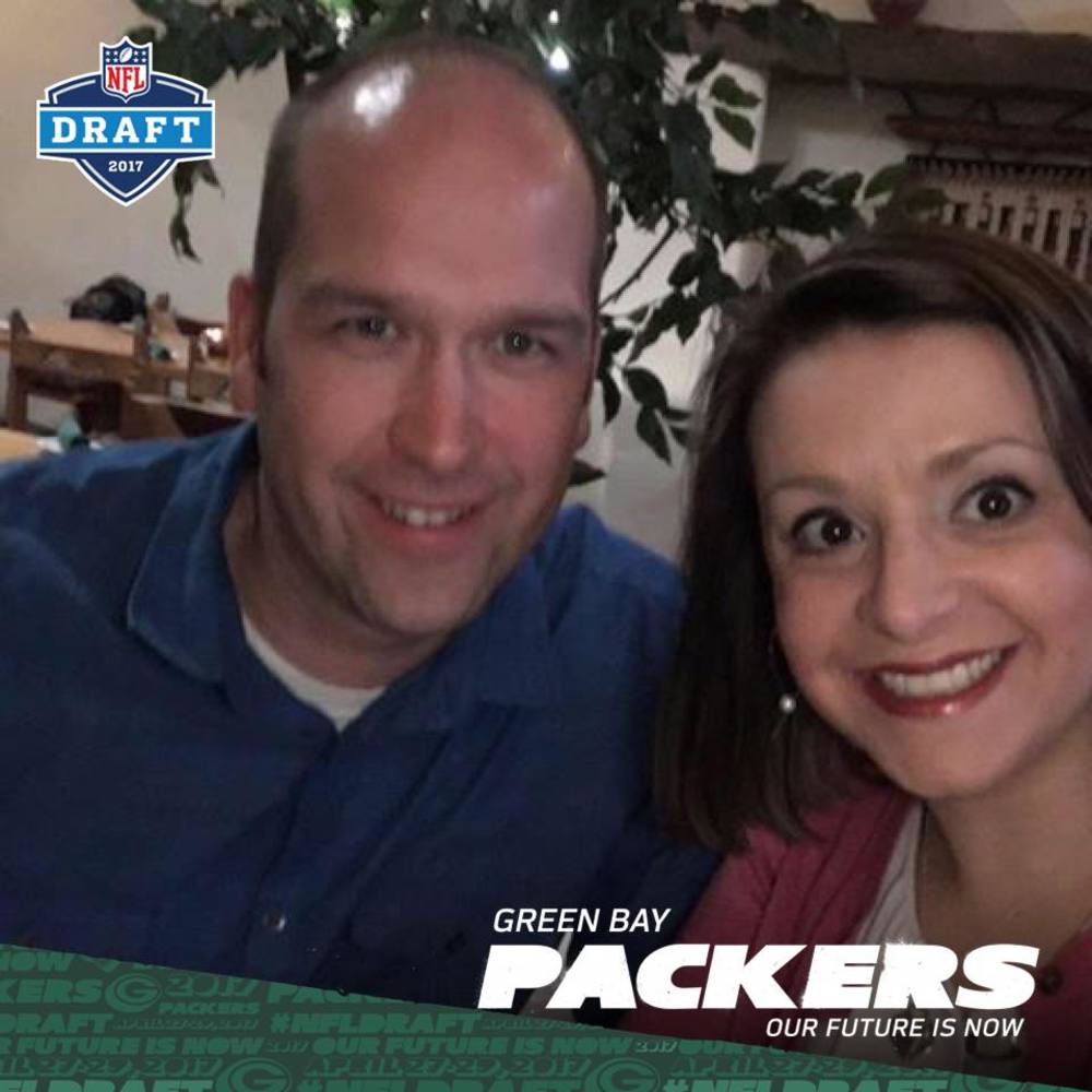 Meet your Posher, April