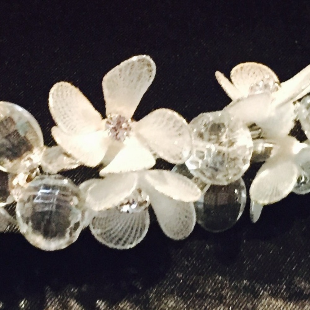 David's bridal beautiful floral headband-tiara π - Picture 2 of 6