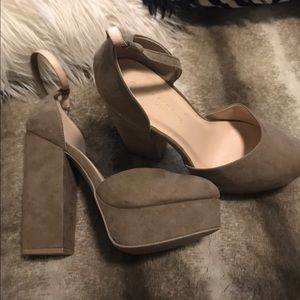 Chunky heels