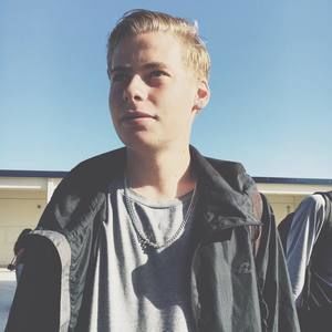 Meet your Posher, Dylan