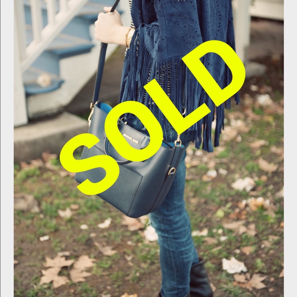 Greenwich Large Navy Tote Crossbody Top Handle