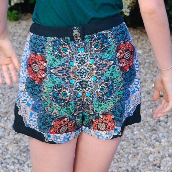 Patterned, Flowy Shorts TOPSHOP - Picture 2 of 2