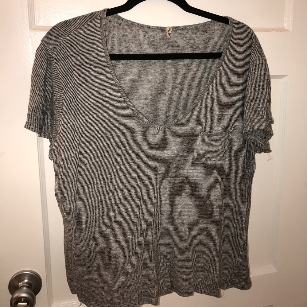 Deep v tee