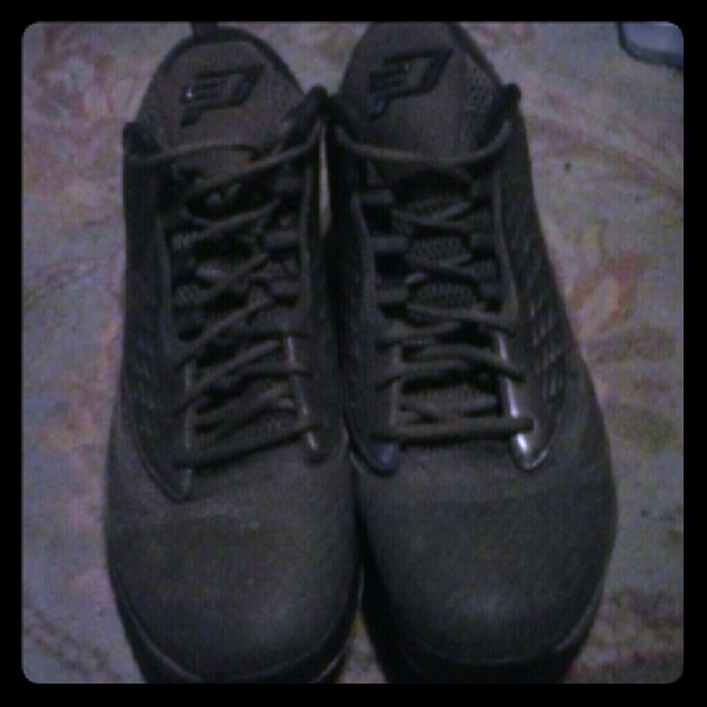 Size 15 olive green Jordan CP3s
