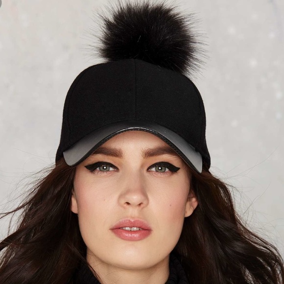 Trendy Pom Pom Cap 💎 - Picture 2 of 4