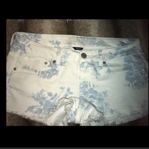 Floral denim shorts