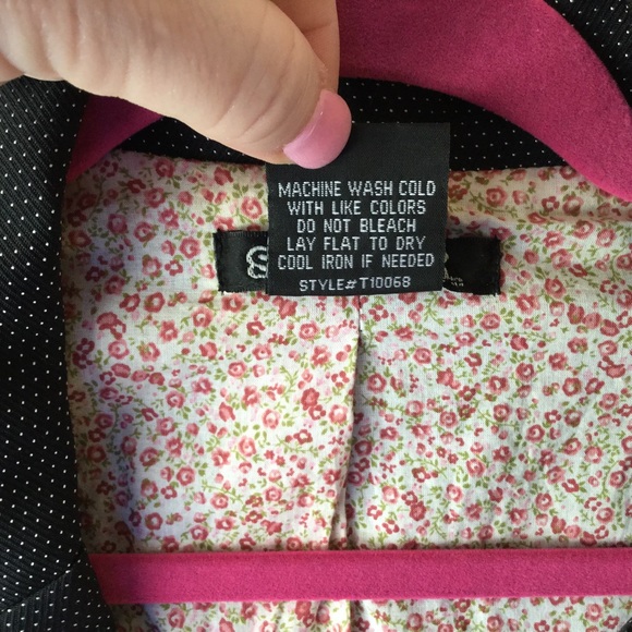 Feminine Style, Short Sleeve Peplum Blazer! - Picture 5 of 5