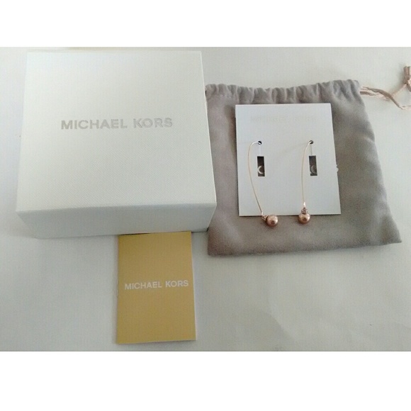 MICHAEL KORS Rose Goldtone Drop Earrings with Box - Picture 2 of 6