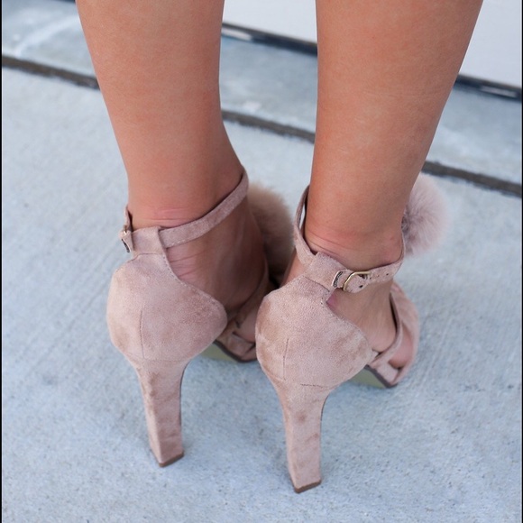 Pom Pom Blush Nude Fur Heel Sandals - Picture 3 of 4