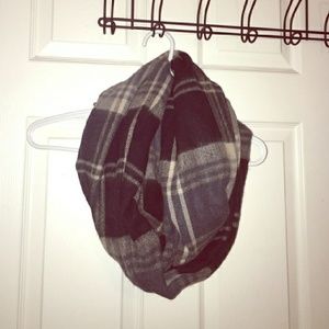 Flannel infinity scard
